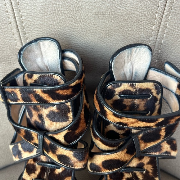 Christian loub Keny 120 Leopard Calf Hair Brown Black Gladiator Peep Toe 38 1/2 - Picture 7 of 16
